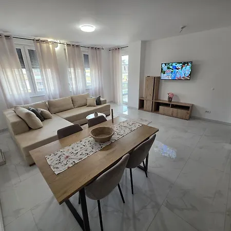 Eurotest ノヴィ・パザル